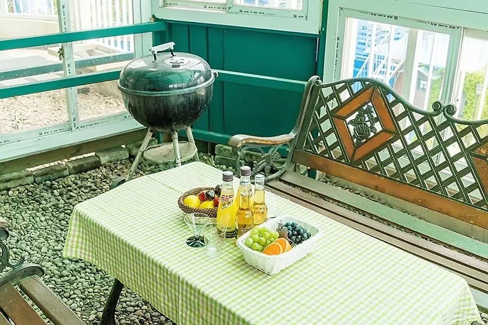 Ganghwa Yuribada Hotel Incheon 3*,
